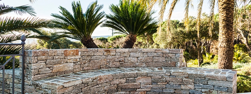 Muret en pierre naturelle Gneiss