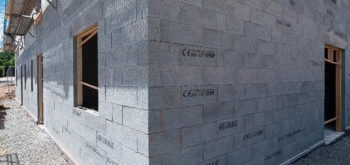 Vertical Bloc FL®, le bloc à bancher conçu spécialement pour les fondations et linteaux